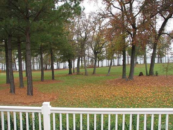 3rd image of 75 Longgrass Cir