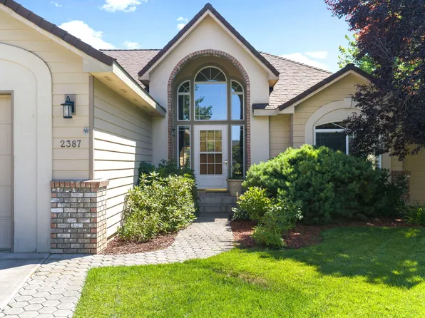 2387 NE Lakeridge Dr, Bend, OR 97701