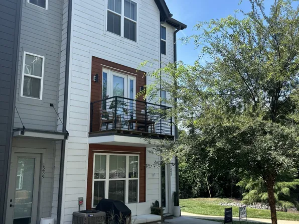 1241 Nations Dr, Nashville, TN 37209