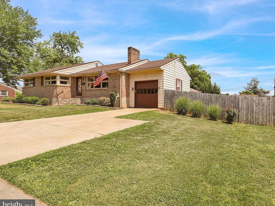 1st image of 33 Lawndale Rd