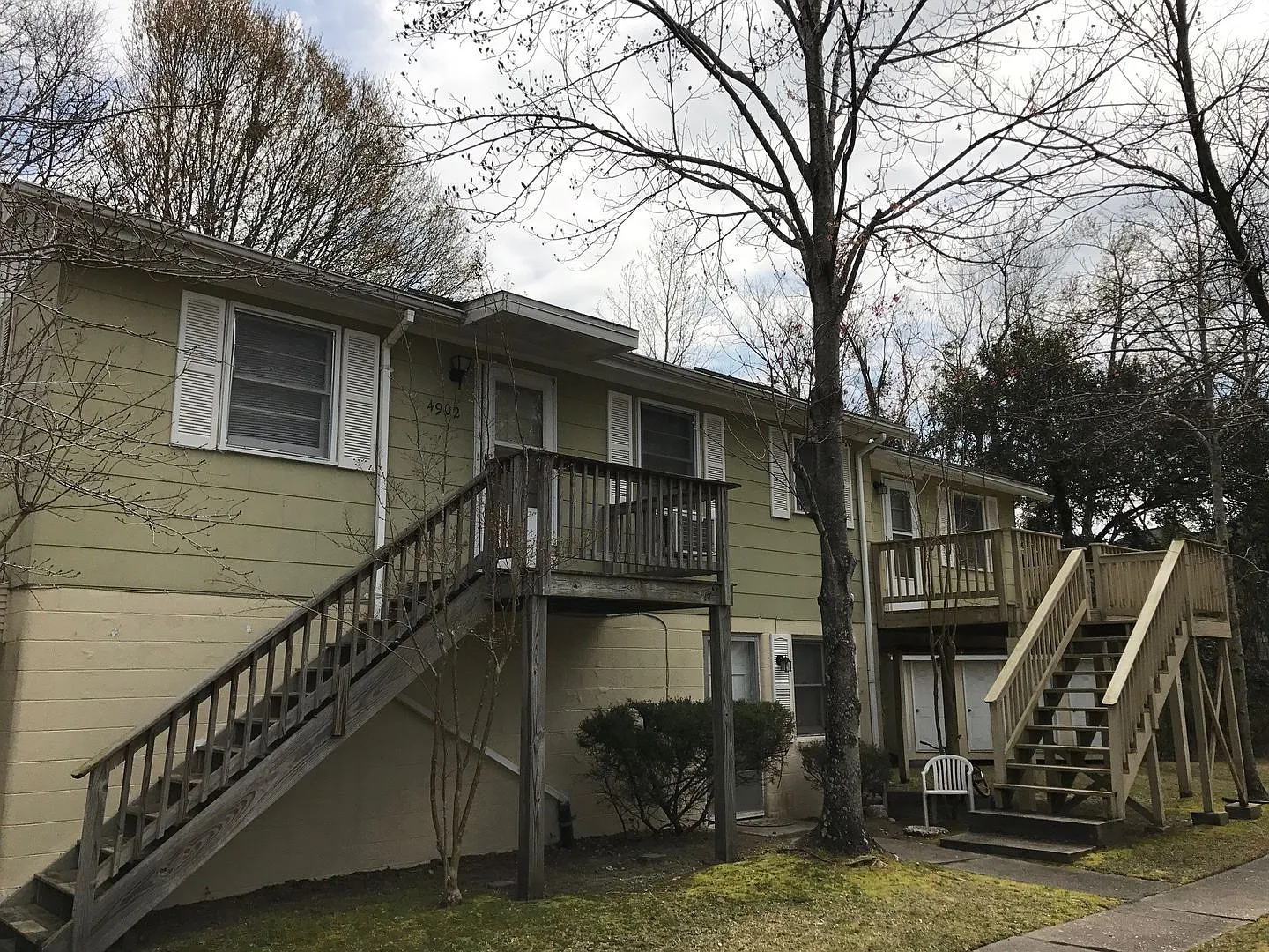 3 Bedroom Duplex — Photo 2