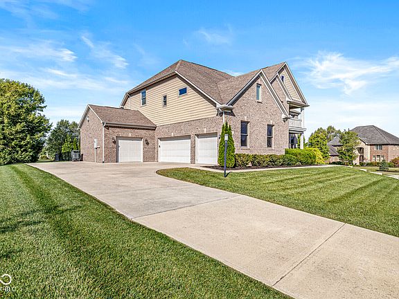 4th image of 950 Westlake Hills Dr