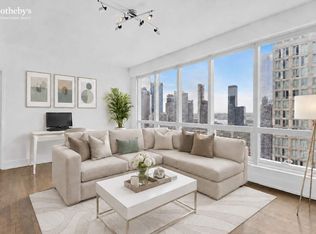 350 W 42nd St APT 26M, New York, NY 10036