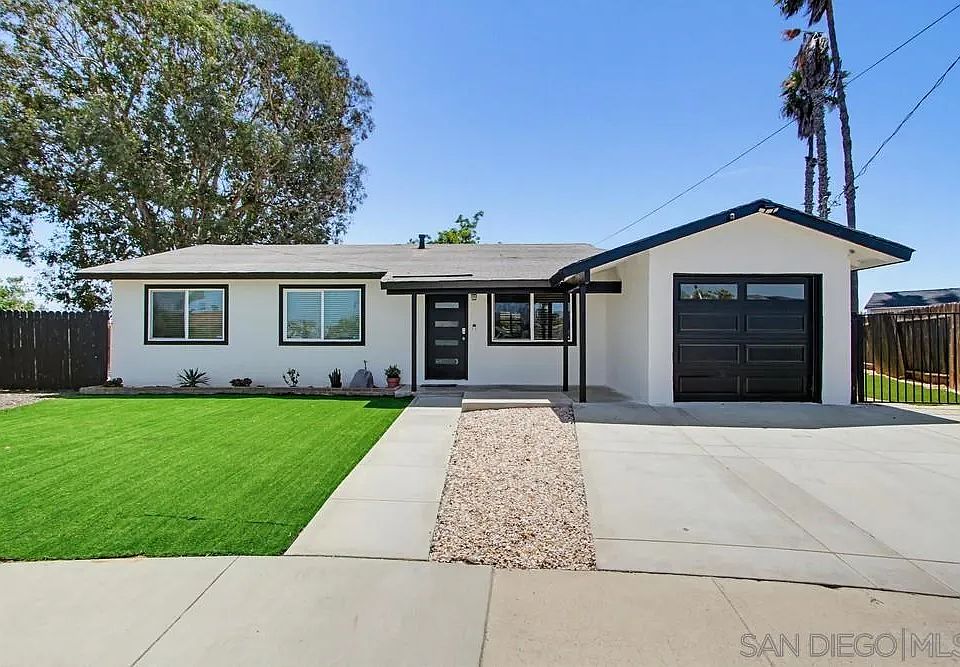 1st image of 4801 Siesta Pl