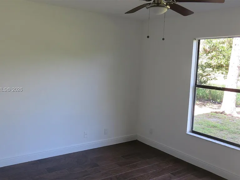 1661 Balfour Point Dr #B — Photo 12