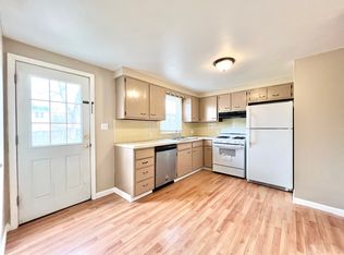 62 Berehaven Dr, Amherst, NY 14228