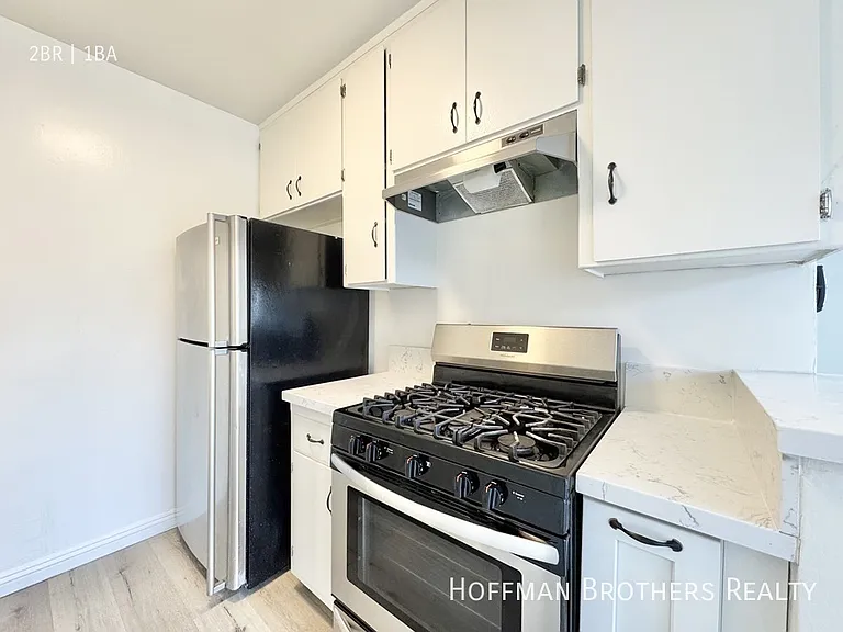 4334 Berryman Ave #8 — Photo 2