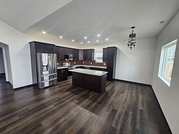 2nd image of 2228 Excalibur Way #Hb-32