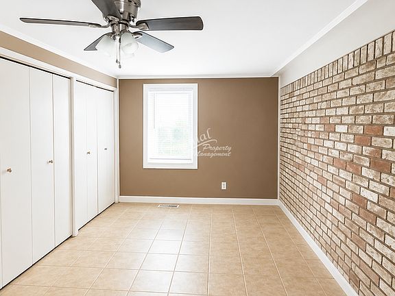 5th image of 504 Sunset Ln #A