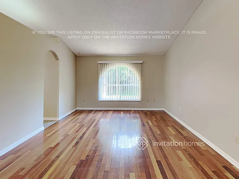 33328 Fountain Ln — Photo 3