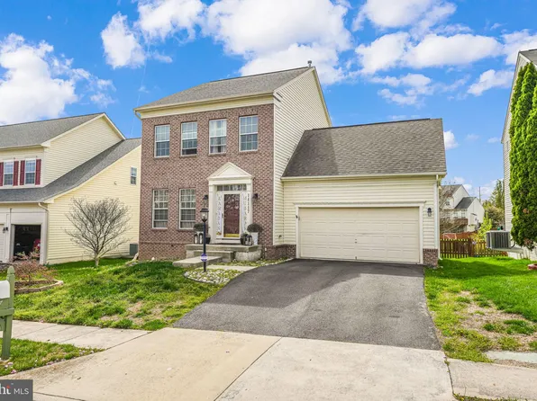 14117 Redstart Ct, Gainesville, VA 20155