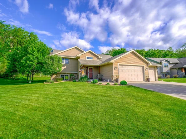 253 Glenmeadow St, River Falls, WI 54022