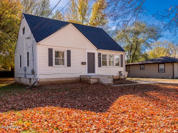 2106 W West Ln, Louisville, KY 40216