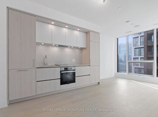 35 Mercer St #2711, Toronto, ON M5V 0V1