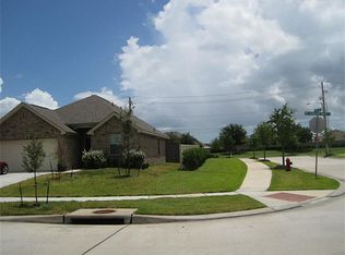 6709 Strawberry Brook Ln, Dickinson, TX 77539