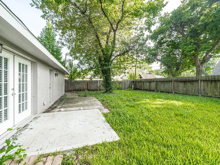 1907 Ashford Hollow Ln — Photo 30