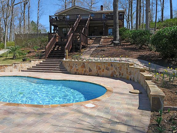 5th image of 227 Lake Hill Dr