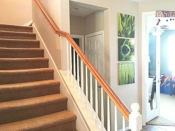 3rd image of 11520 Creekstone Ln
