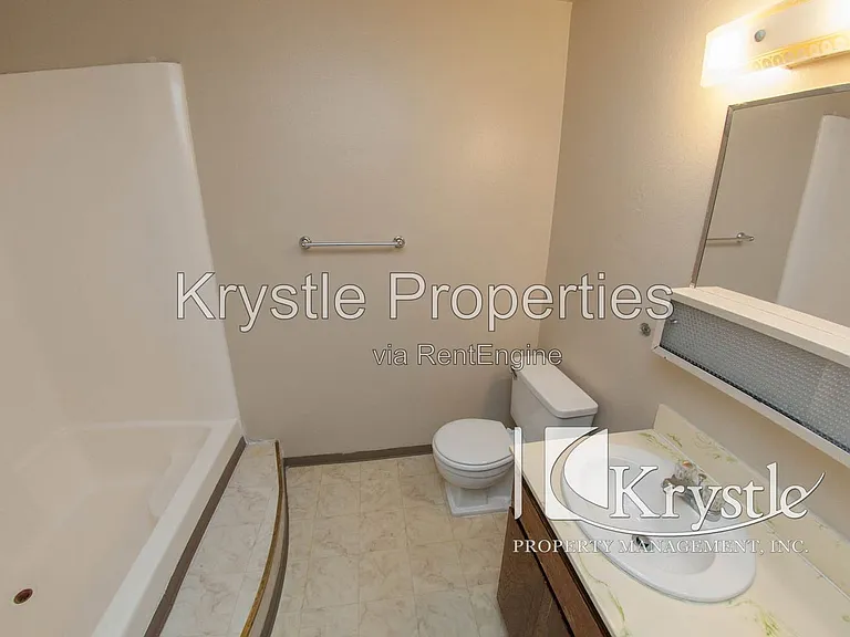 3366 Tennessee St #12 — Photo 7