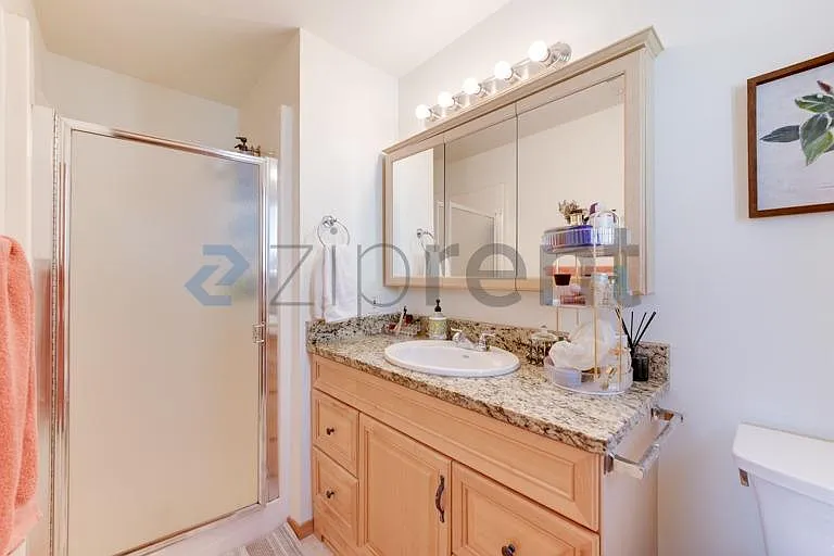 8835 SE 36th St — Photo 19
