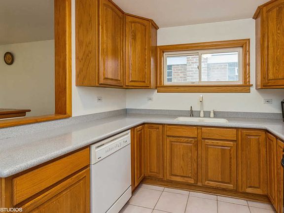 5th image of 2304 Westover Ave
