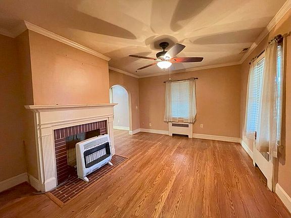 2nd image of 213 McCoy St