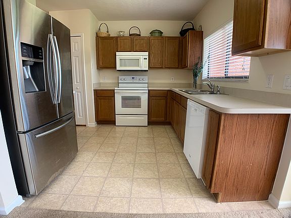 4th image of 1230 Marquise Ct