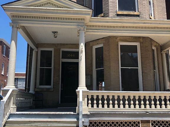 3rd image of 1644 W Grace St APT 3