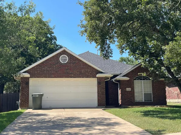 1708 Beaver Pond Ct, Bryan, TX 77807