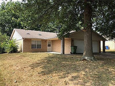 1st image of 608 & 610 N 36th St