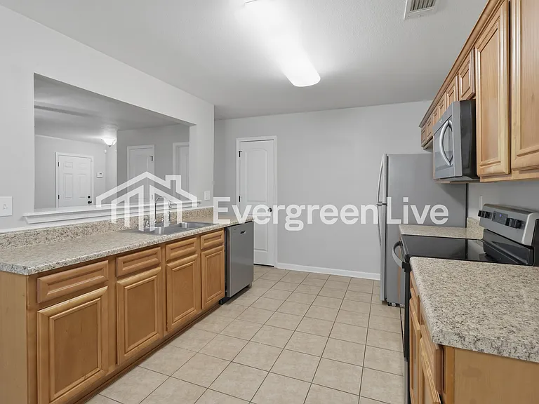 13996 Pine Glen Cv — Photo 5