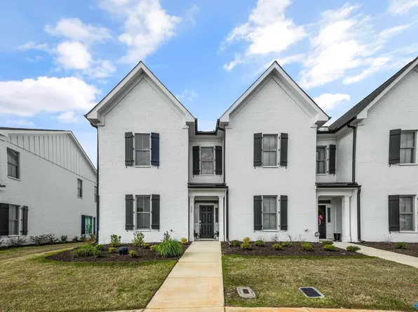 327 Hay Rake Dr, Madison, AL 35757