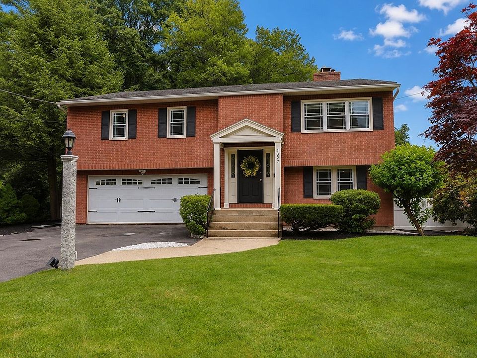 1st image of 1327 Beech Street