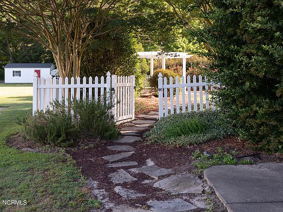 5th image of 2047 Cherry Stone Lane