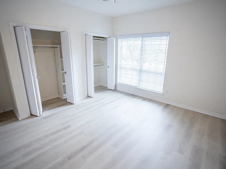 4403 Bellaire Dr S #222 — Photo 26