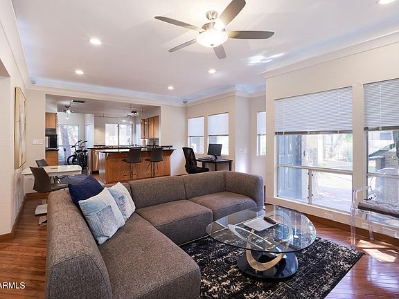 4th image of 101 N 7TH Street #165