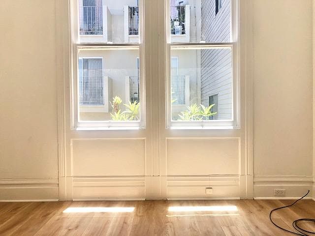 1st image of 962 Greenwich St