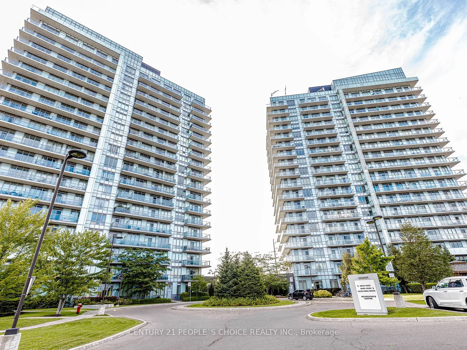 2 bed, $2,900 — Photo 2
