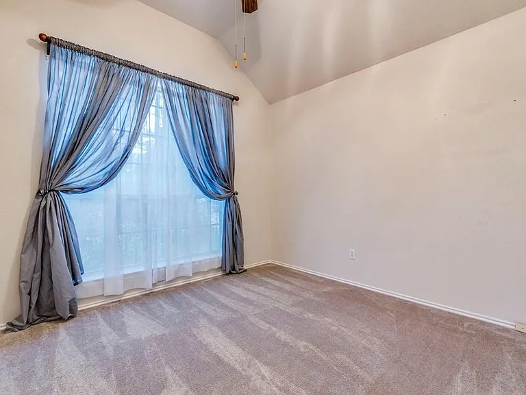 7715 Elkhorn Mountain Trl — Photo 16