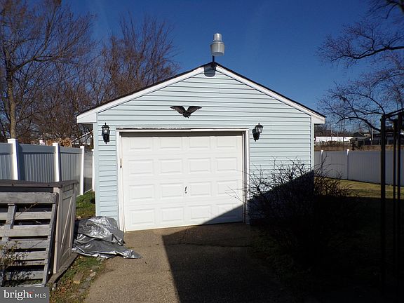 4th image of 2514 46th St