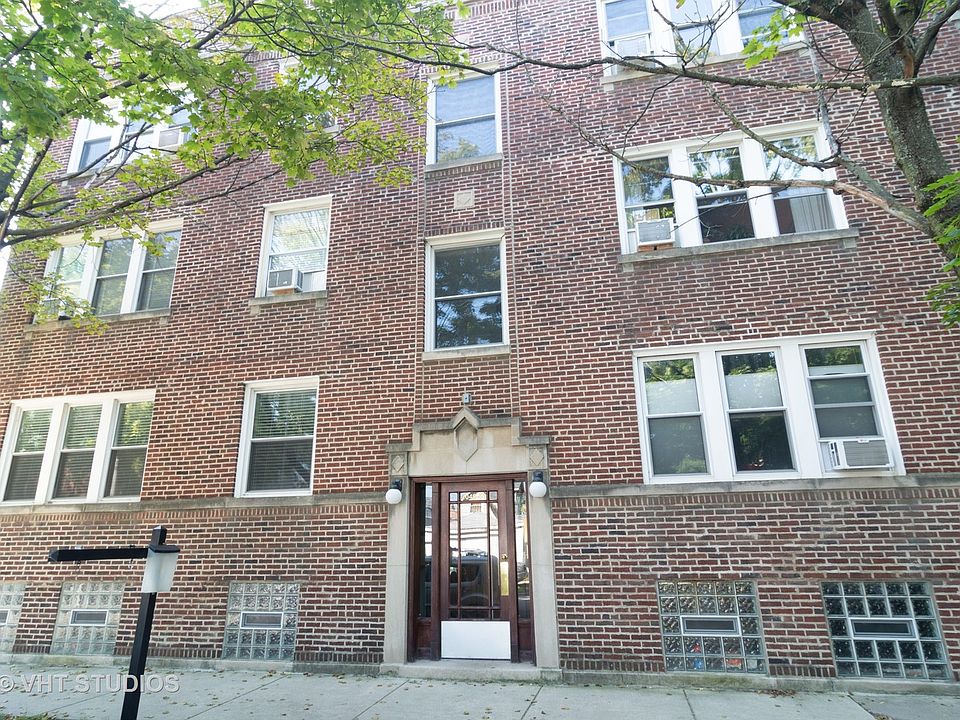 1st image of 2049 W Ainslie St #3e