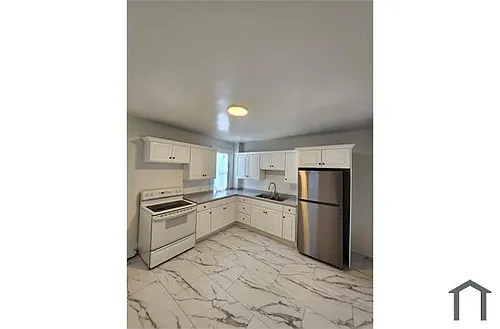 45 S 8th Ave Photo 1