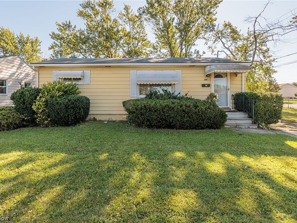1st image of 6113 Pickway Dr