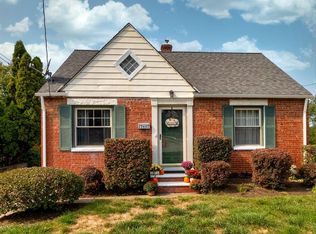 29447 Ridge Rd, Wickliffe, OH 44092