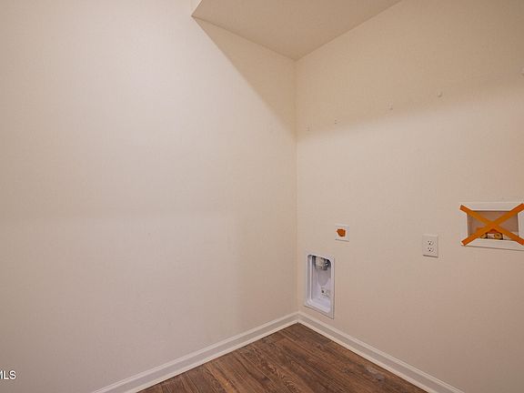 5th image of 619 Barley Loop