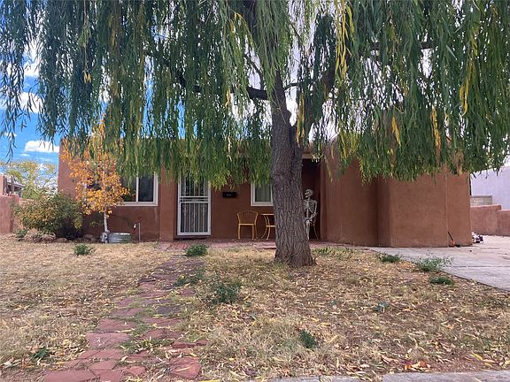 2nd image of 2924 Camino Del Gusto