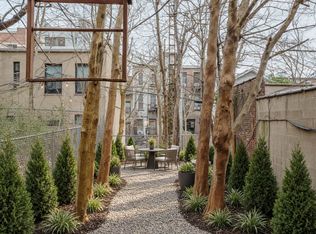 565 Saint Johns Pl #1B, Brooklyn, NY 11238
