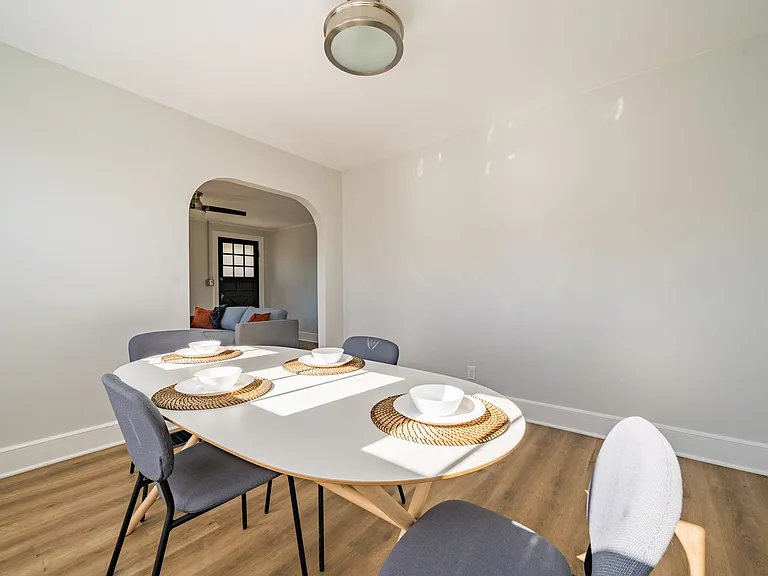 1117 Fairview Ave — Photo 14
