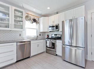 214 21st Ave SW, Cedar Rapids, IA 52404