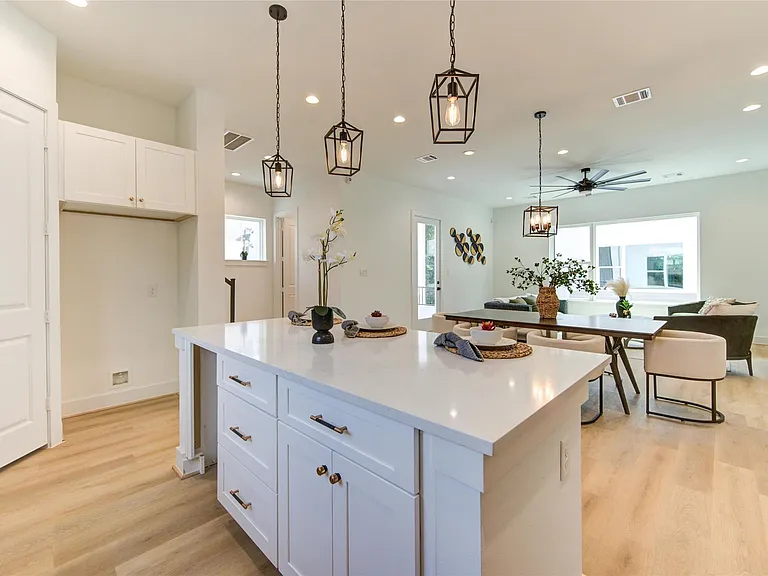 4035 Buck St — Photo 24